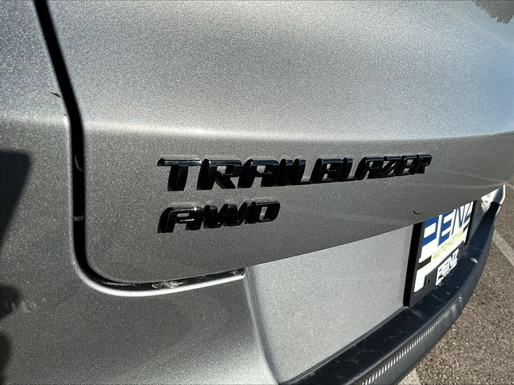 Used 2023 Chevrolet TrailBlazer RS AWD/4WD image 26