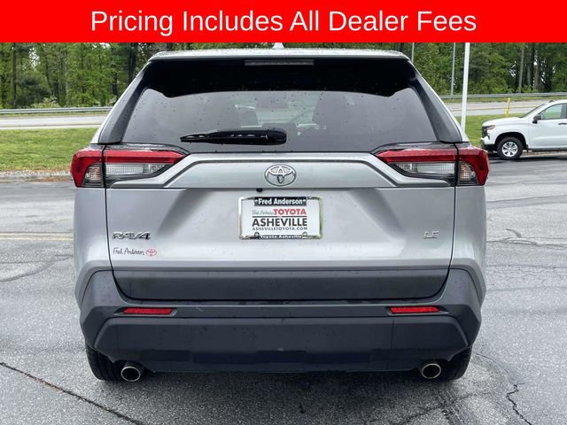 Used 2024 Toyota RAV4 LE FWD image 4