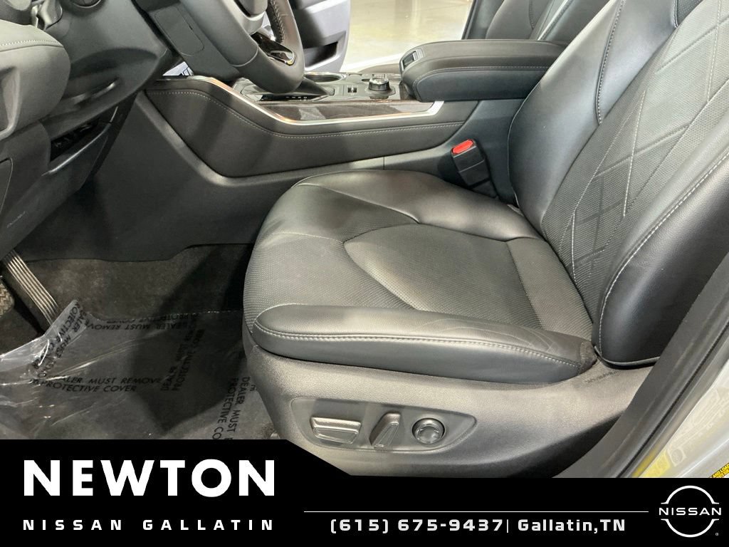 Used 2023 Toyota Highlander Platinum AWD/4WD image 20