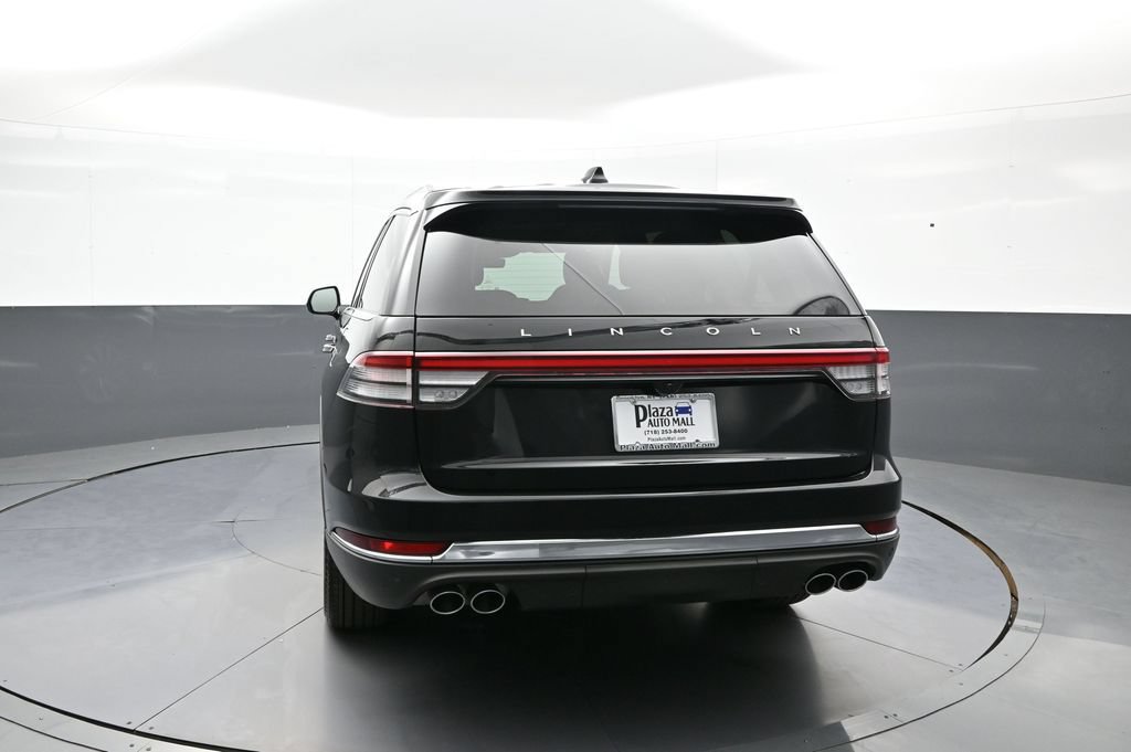 Used 2026 Lincoln Aviator AWD image 7