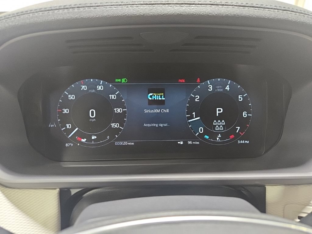New 2026 Land Rover Discovery Limited Edition AWD/4WD image 13