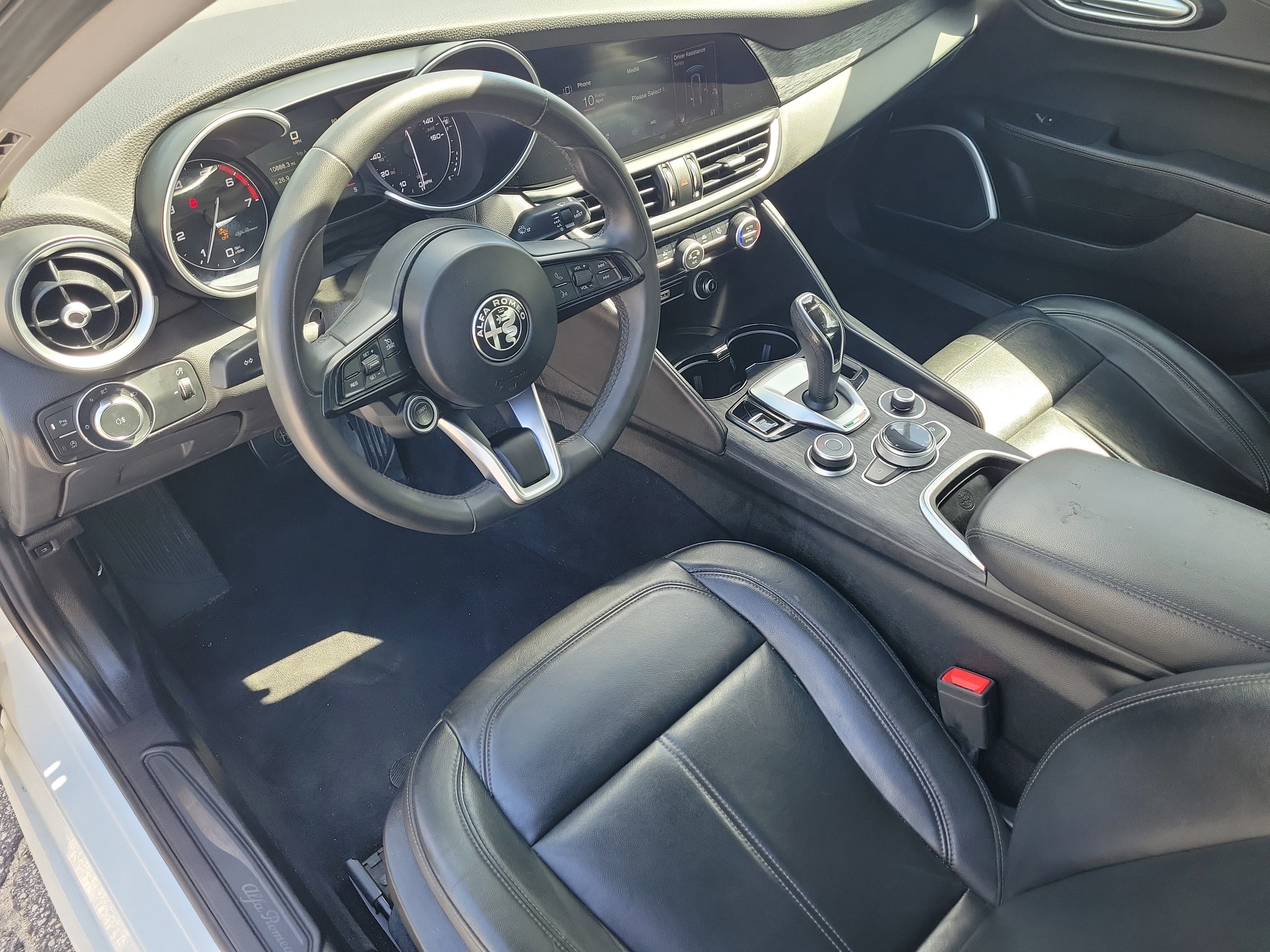 Used 2020 Alfa Romeo Giulia w/ Nero Edizione RWD image 19