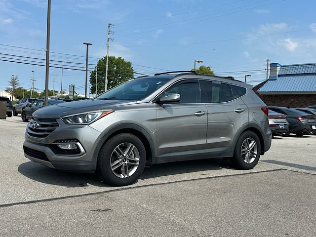 Used 2017 Hyundai Santa Fe Sport FWD image 2