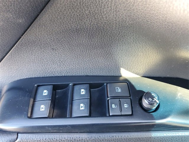 Used 2018 Toyota Camry SE image 18