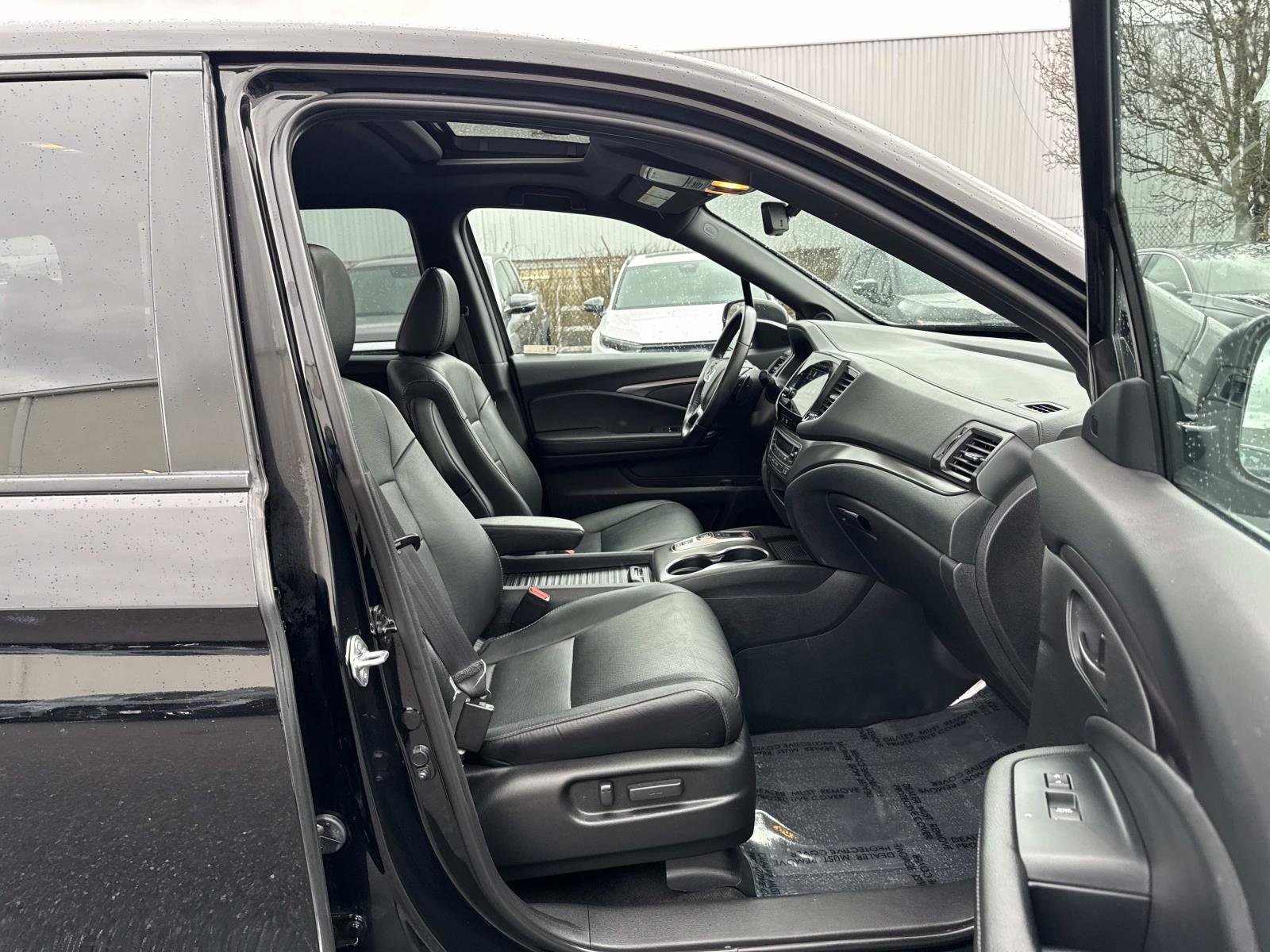 Certified 2023 Honda Passport EX-L image 15