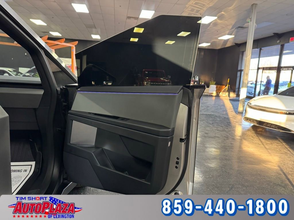 Used 2024 Tesla Cybertruck AWD Crew Cab image 47