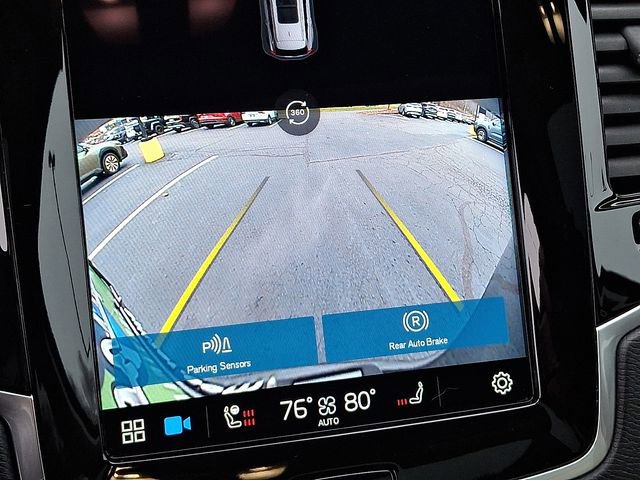 Used 2023 Volvo XC90 B5 Plus w/ Protection Package Premier image 23