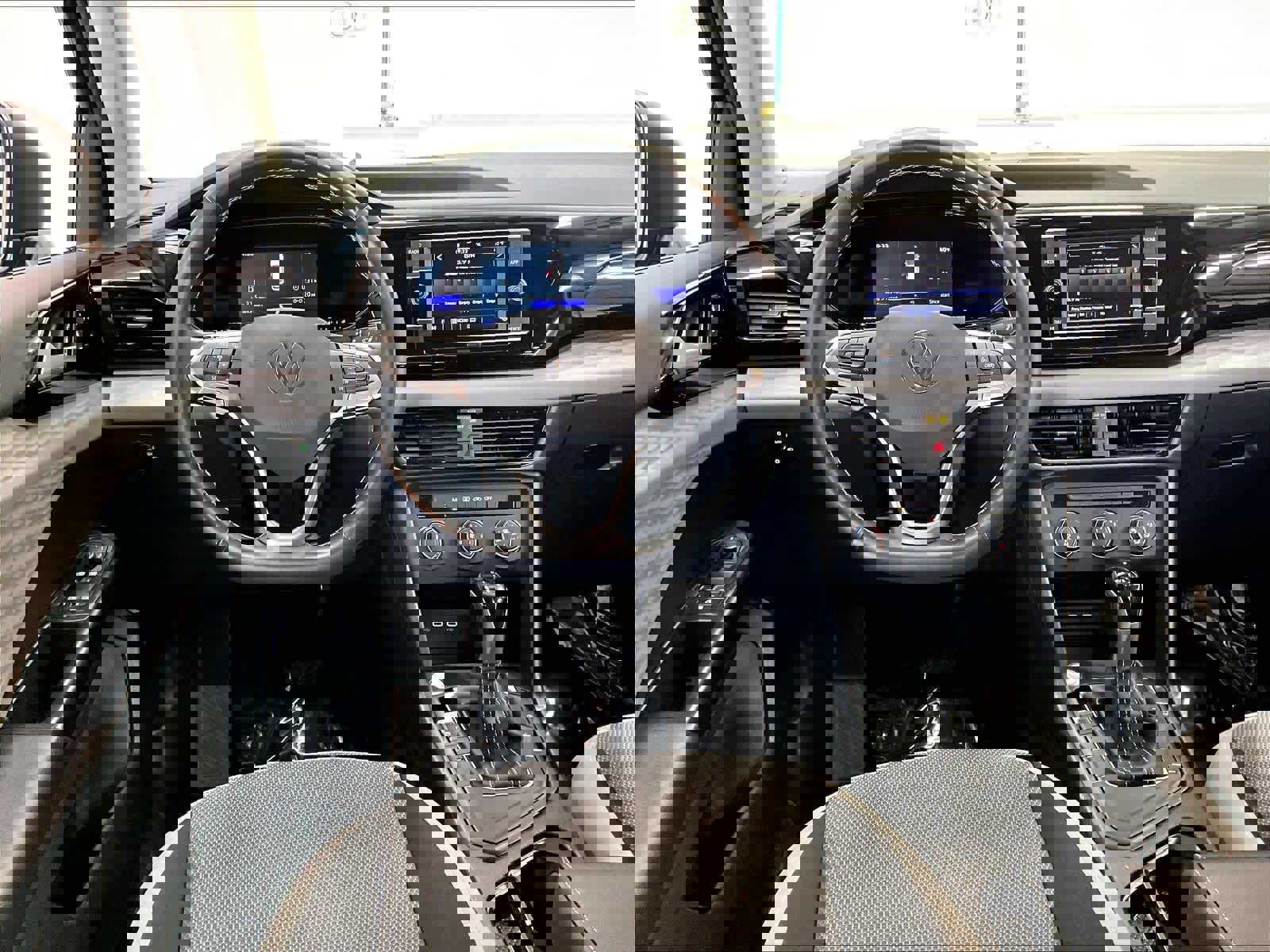 Used 2022 Volkswagen Taos S w/ IQ Drive S Package image 8