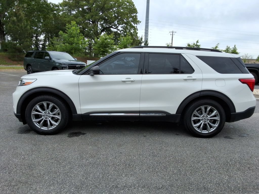 Used 2020 Ford Explorer XLT w/ Equipment Group 202A RWD image 8