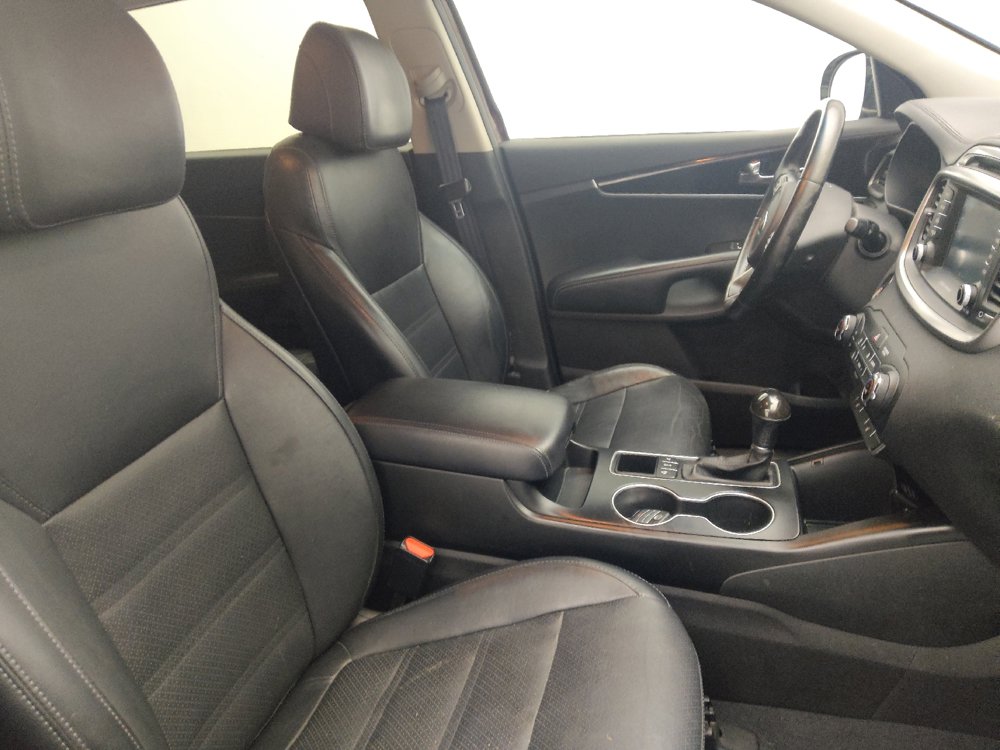 Used 2017 Kia Sorento AWD w/ LX Convenience Package image 21