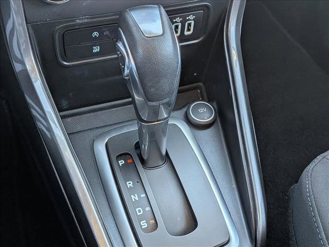 Used 2022 Ford EcoSport SE w/ SE Convenience Package image 12