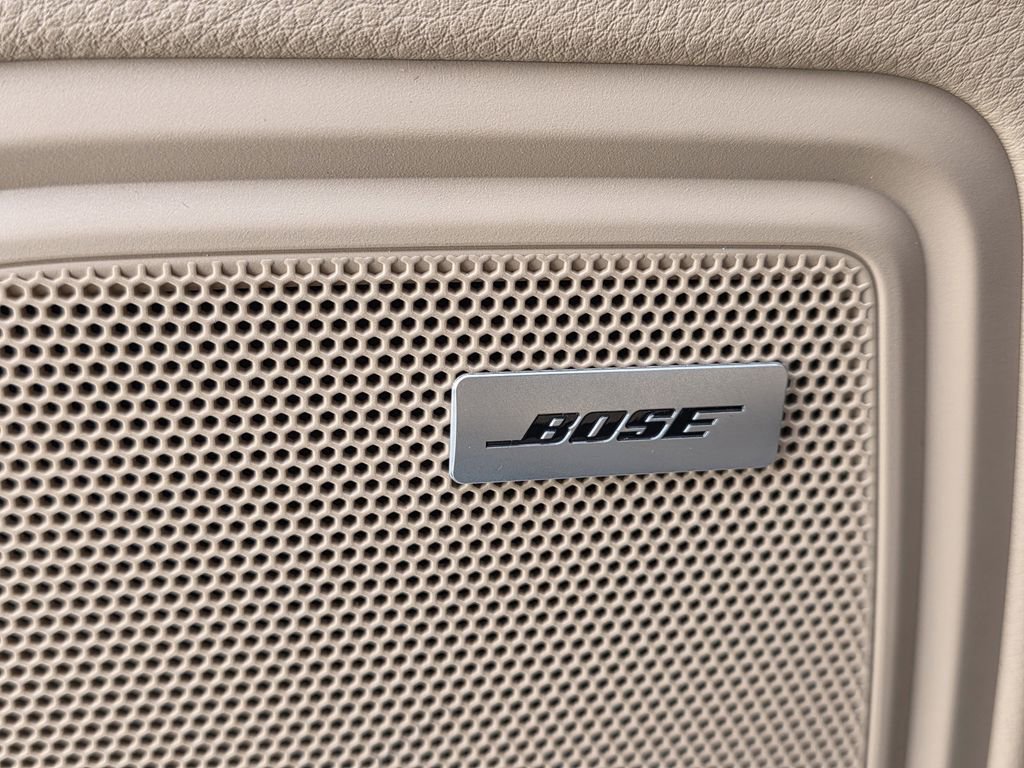 Certified 2023 Porsche Macan Turbo image 20