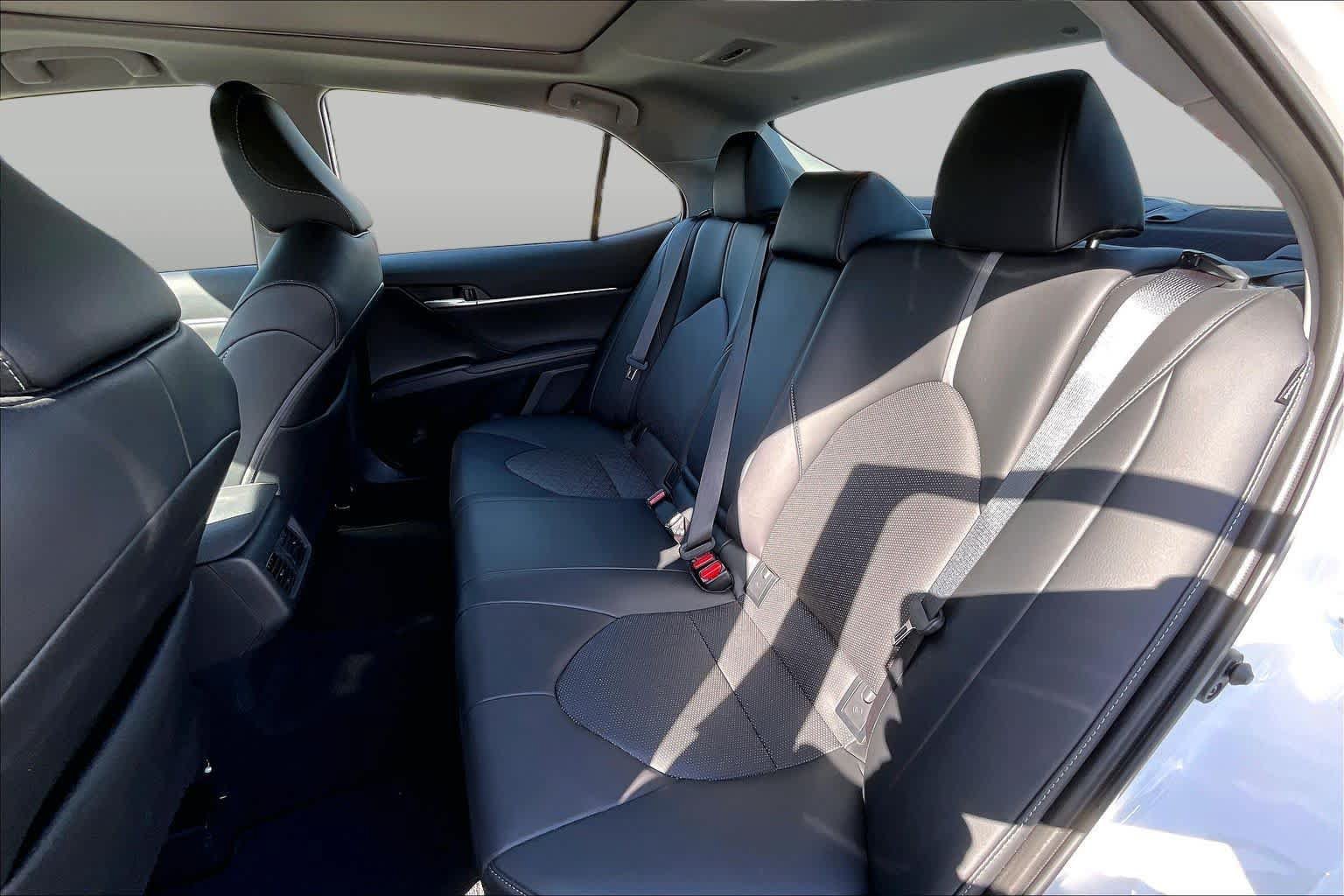 Used 2023 Toyota Camry XSE FWD image 20