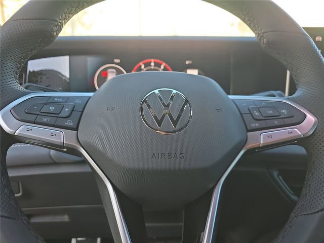 New 2026 Volkswagen Tiguan SE R-Line image 19