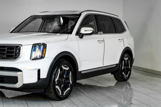 Used 2023 Kia Telluride S w/ S Sunroof Package AWD/4WD image 46