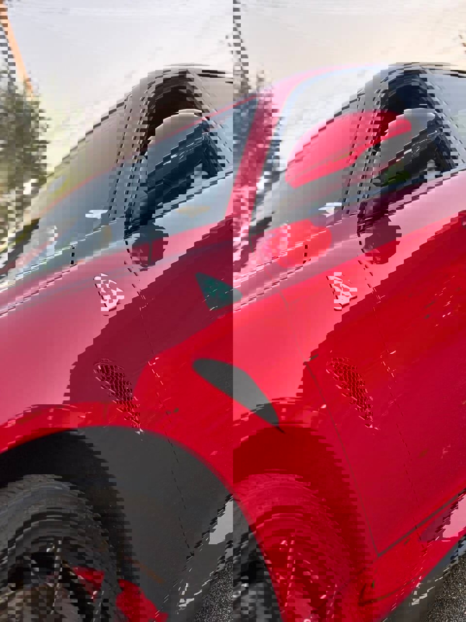 Used 2018 Alfa Romeo Giulia Quadrifoglio w/ Driver Assist Dynamic Package image 29