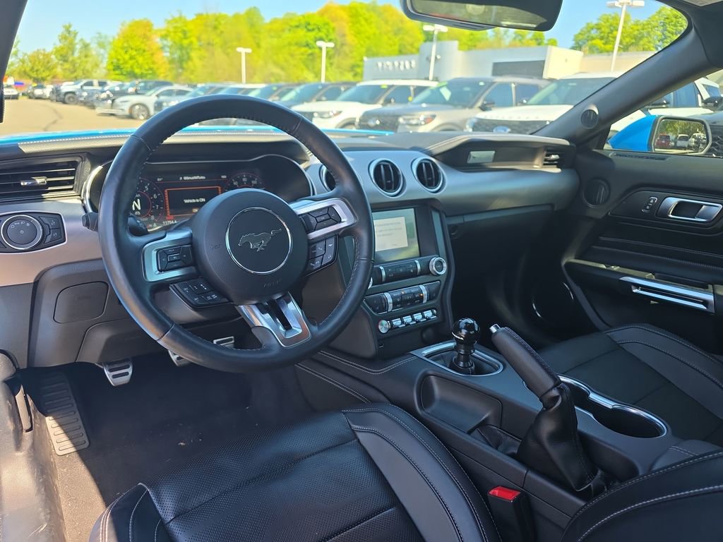 Used 2022 Ford Mustang GT Premium w/ Equipment Group 401A RWD image 19