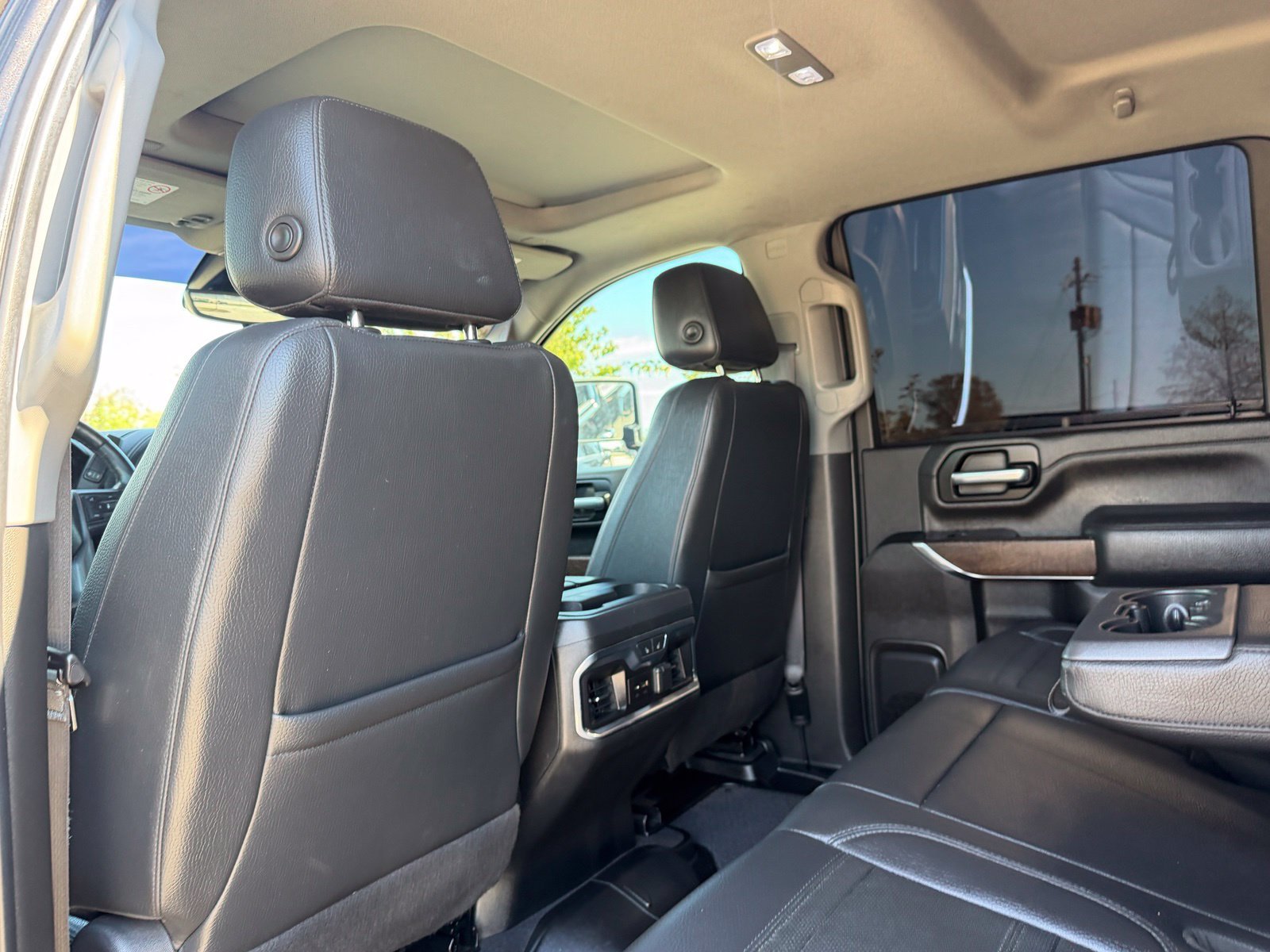 Used 2021 GMC Sierra 2500 Denali w/ Denali Black Diamond Edition AWD/4WD image 44
