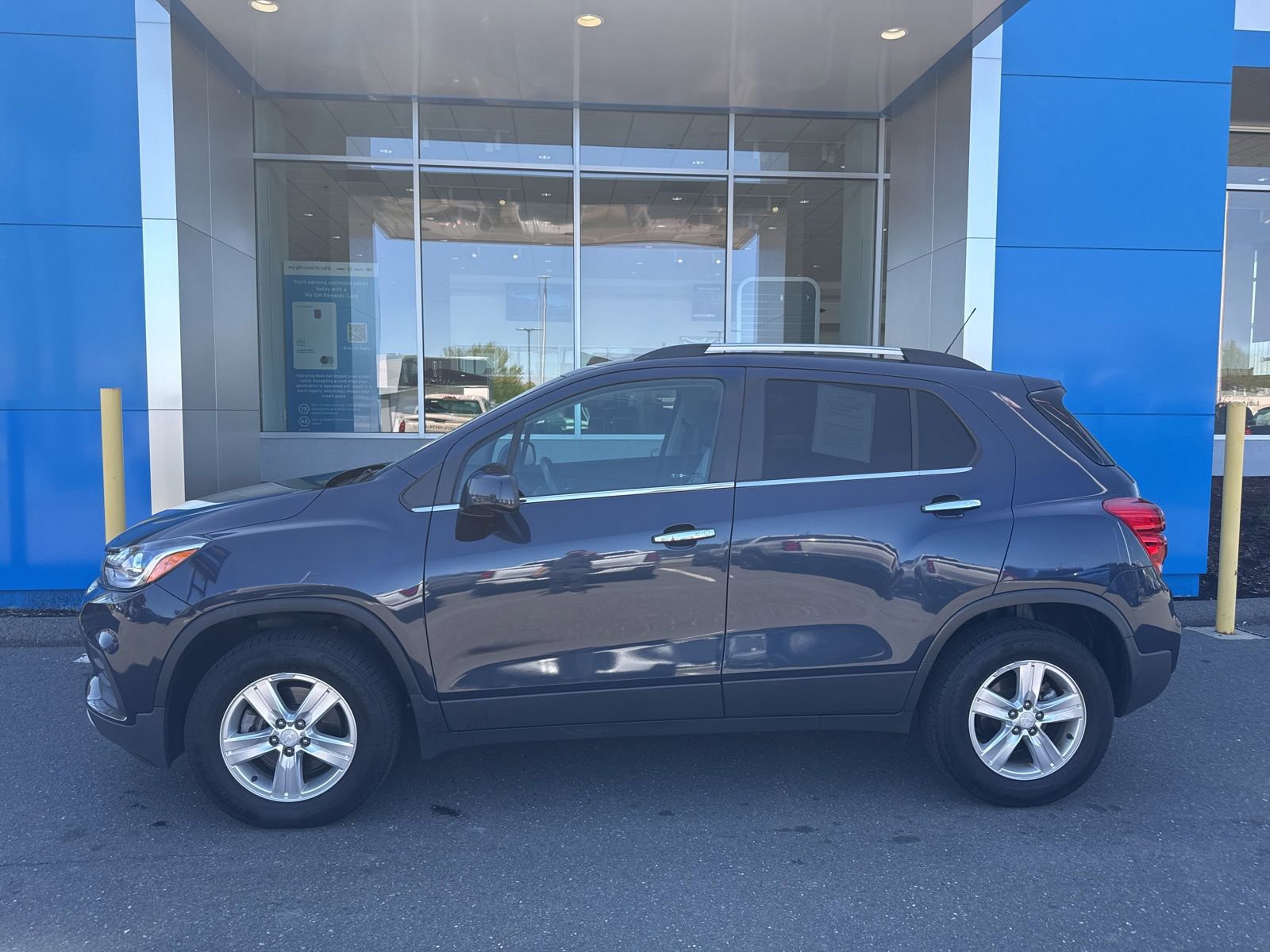 Used 2018 Chevrolet Trax LT w/ Driver Confidence Package AWD/4WD image 9