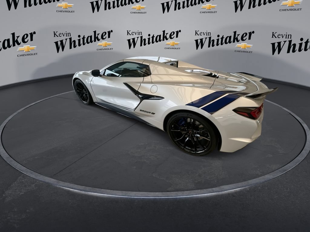 New 2027 Chevrolet Corvette Grand Sport w/ Z52 Sport Performance Package RWD image 6