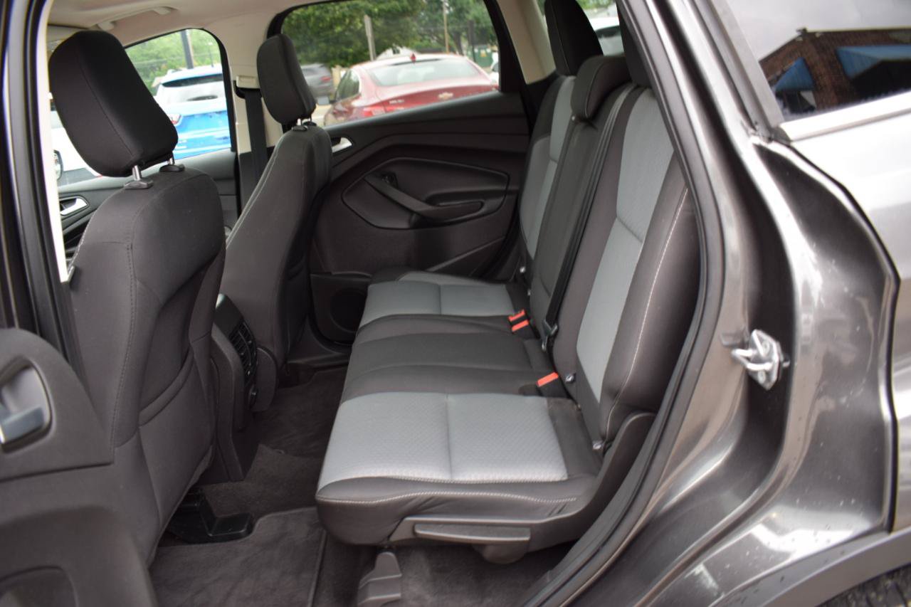 Used 2018 Ford Escape SE FWD image 26