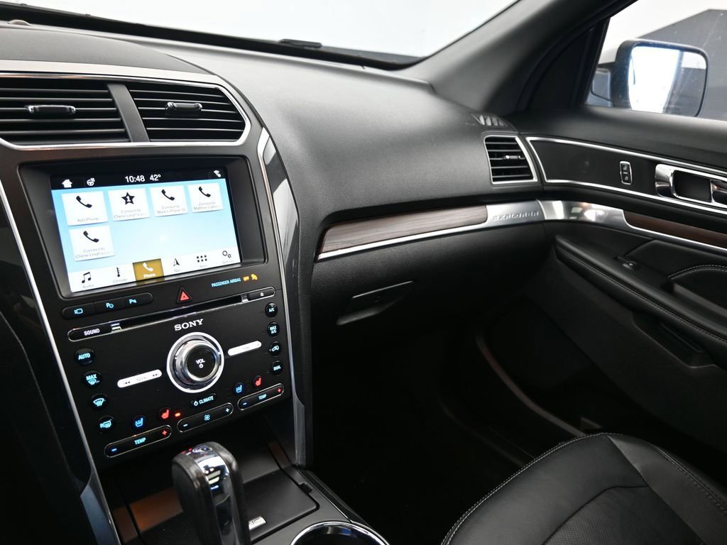 Used 2017 Ford Explorer Limited w/ Equipment Group 301A image 23