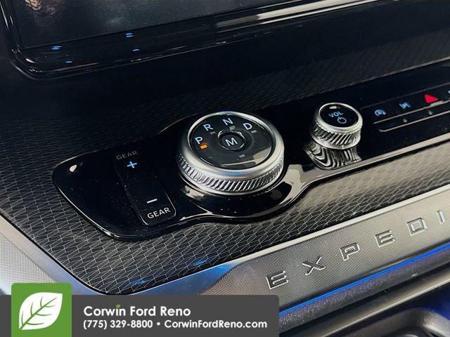 New 2026 Ford Expedition Platinum w/ Stealth Performance Package image 19