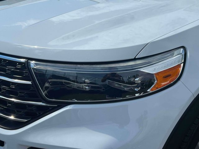 Used 2020 Ford Explorer XLT AWD/4WD image 13