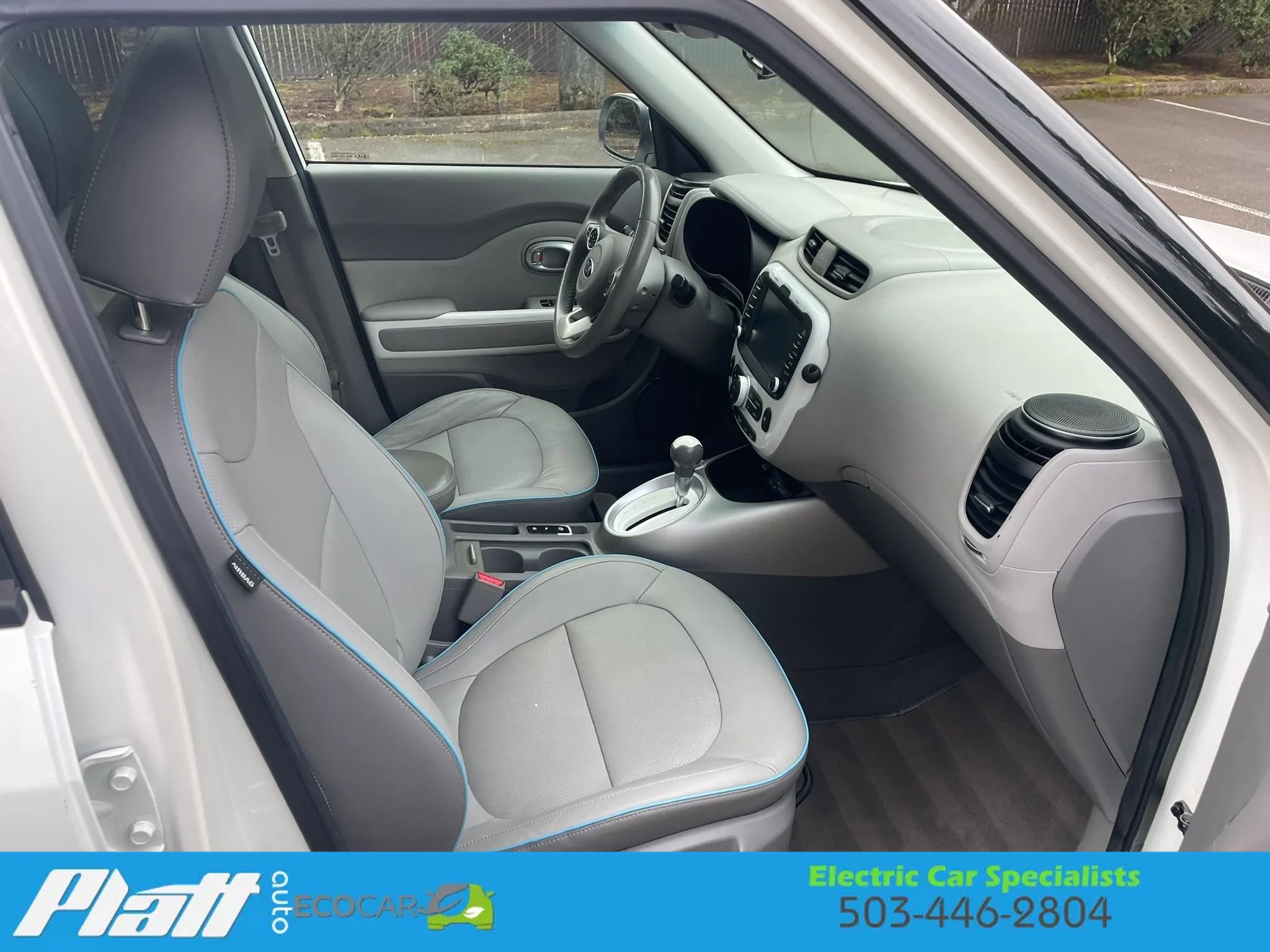 Used 2017 Kia Soul EV + w/ Sun & Fun Package image 50