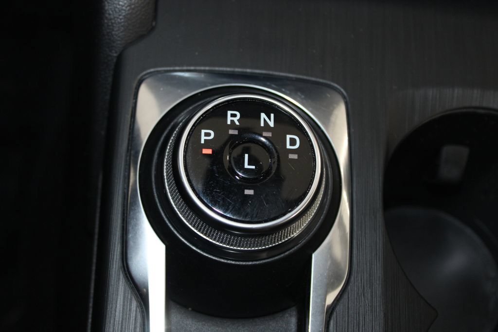 Used 2025 Ford Escape ST-Line w/ Tech Pack #1 FWD image 43
