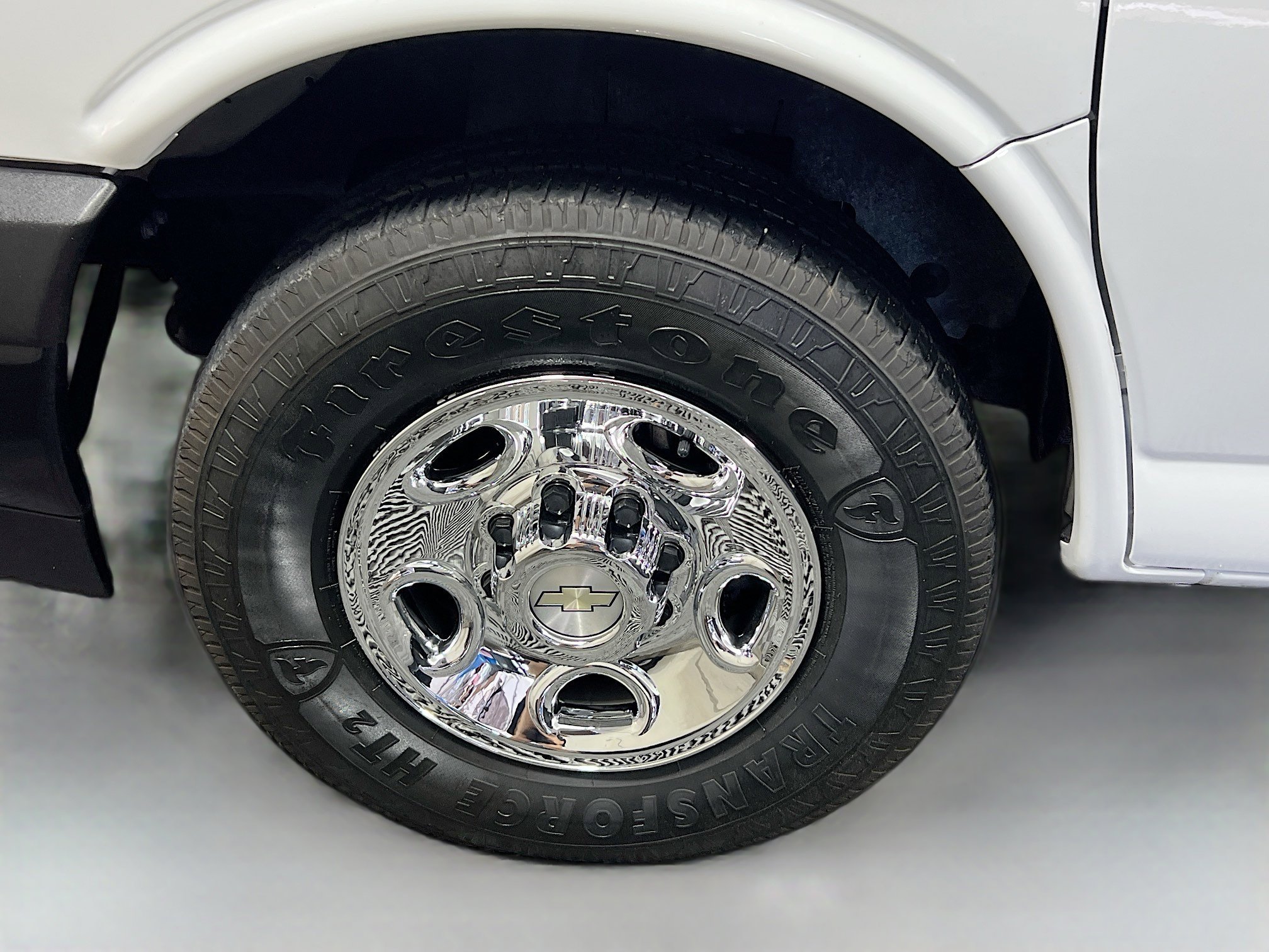 Used 2021 Chevrolet Express 2500 Extended w/ Communications Package image 13