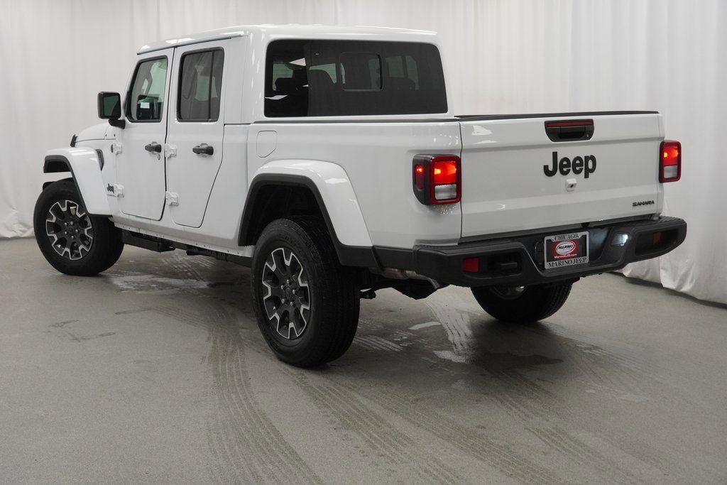 New 2026 Jeep Gladiator Sport image 13