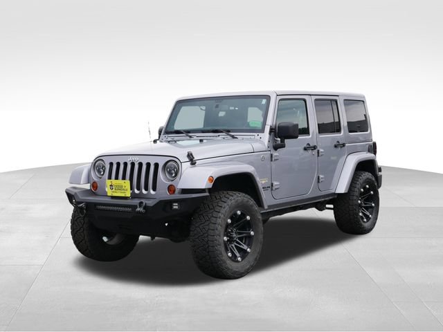 Used 2013 Jeep Wrangler Unlimited Sahara w/ Dual Top Group AWD/4WD image 3