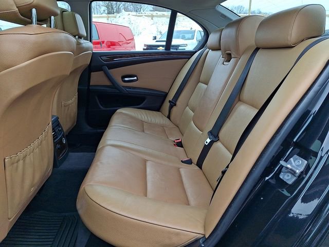 Used 2010 BMW 528i xDrive Sedan image 21