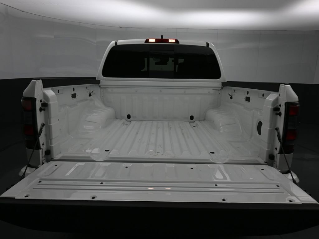 Used 2024 Nissan Frontier PRO-4X w/ Technology Package image 48