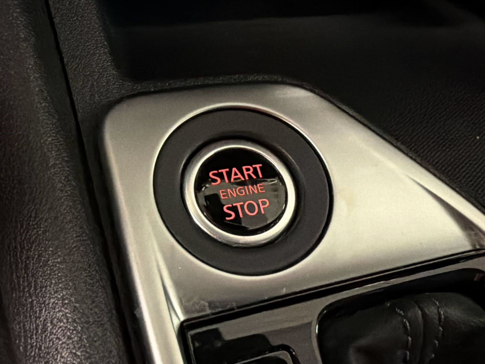 Used 2024 Nissan Sentra SV FWD image 17
