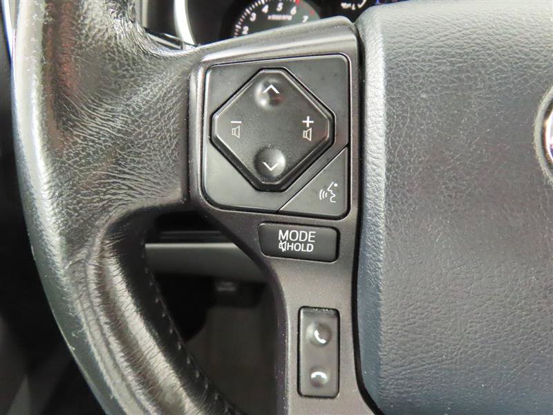 Used 2019 Toyota Sequoia SR5 AWD/4WD image 21
