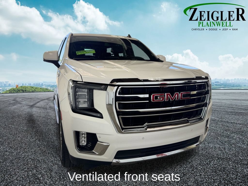 Used 2024 GMC Yukon SLT w/ SLT Luxury Package AWD/4WD image 8