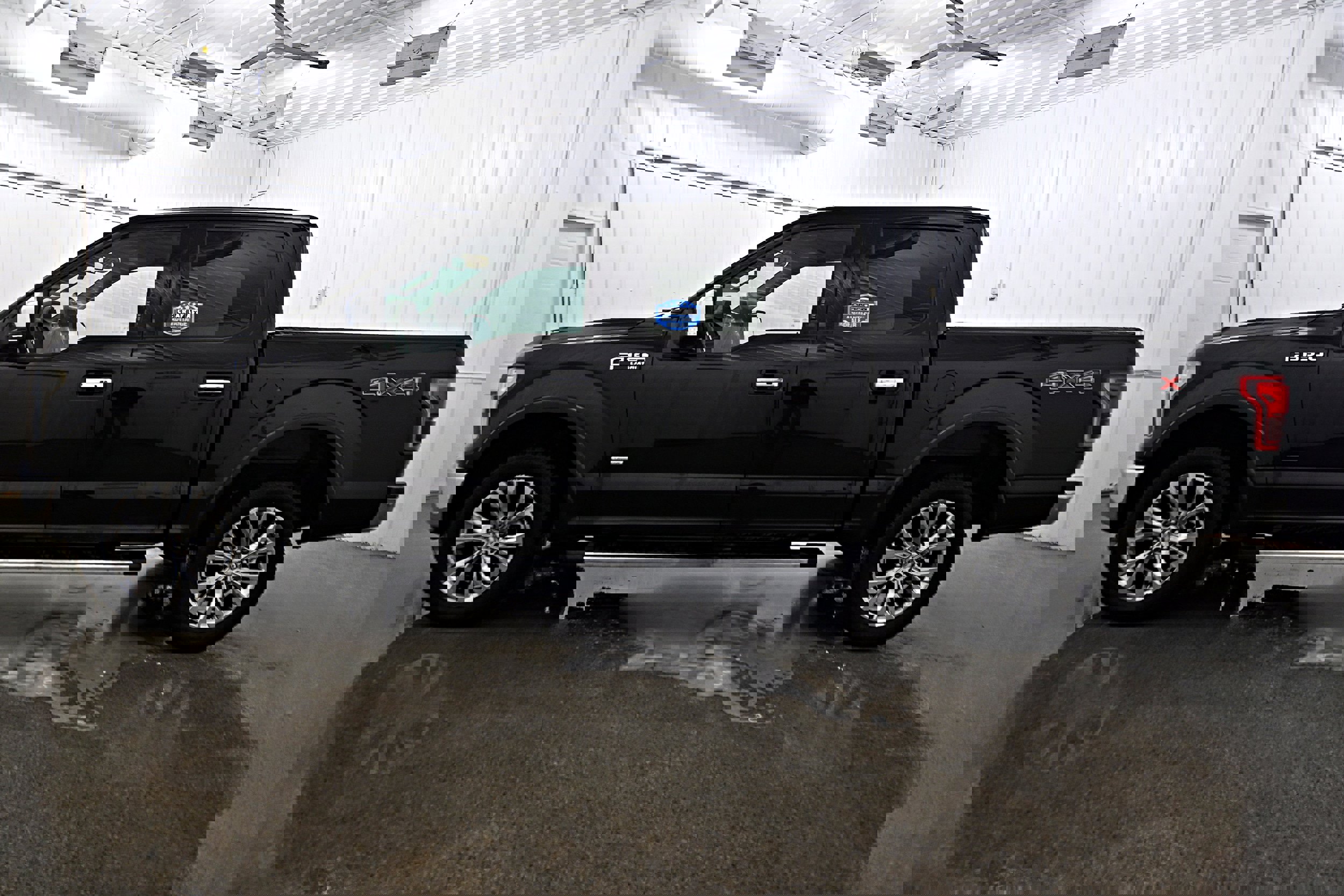 Used 2016 Ford F150 Lariat w/ Equipment Group 502A Luxury image 26