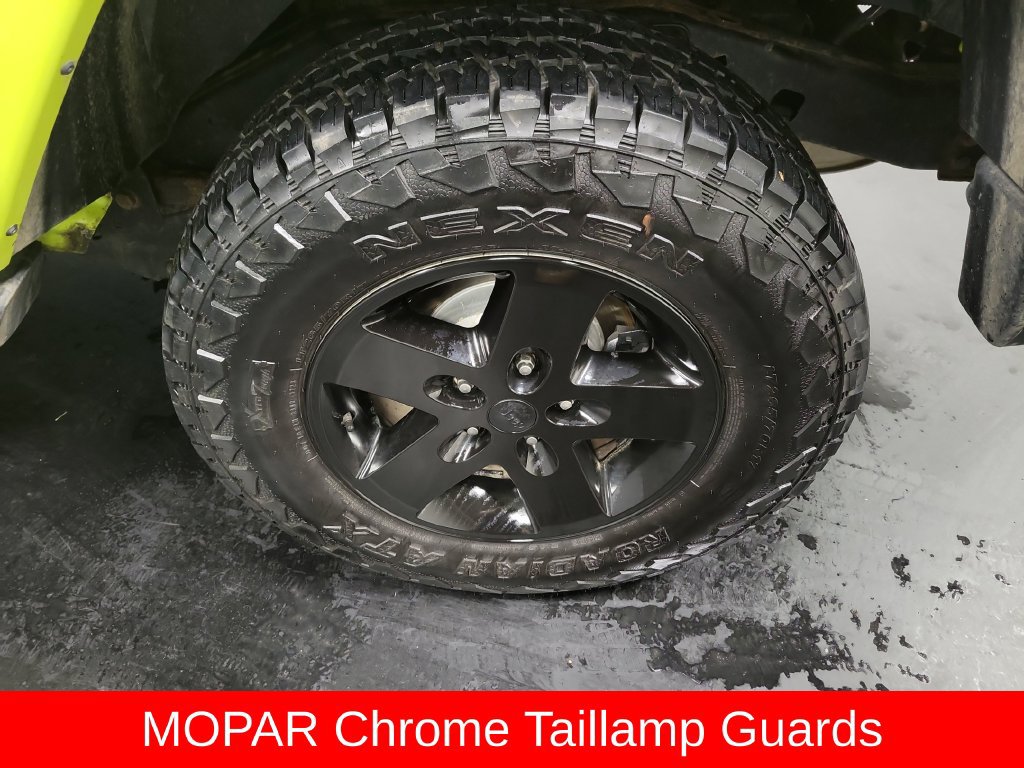 Used 2016 Jeep Wrangler Unlimited Sahara w/ Mopar Chrome Edition Group AWD/4WD image 13