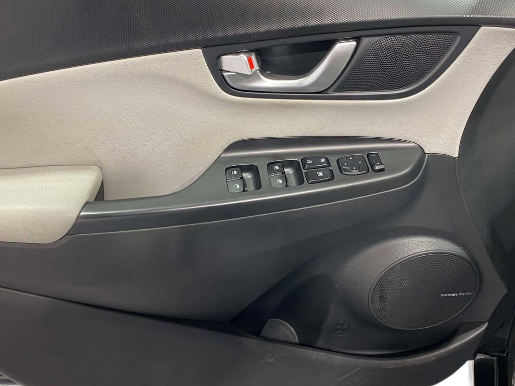 Used 2023 Hyundai Kona Limited w/ Cargo Package AWD/4WD image 19