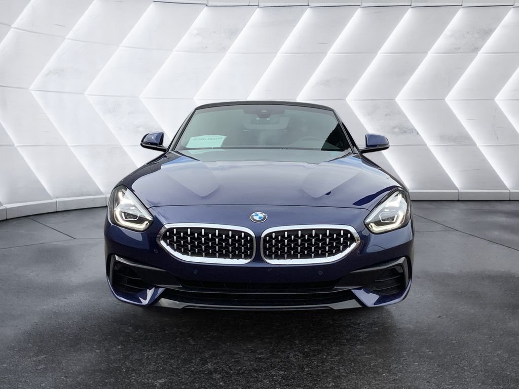 Used 2022 BMW Z4 sDrive30i w/ Premium Package 2 RWD image 2