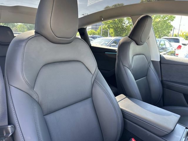 Used 2026 Tesla Model Y AWD image 13