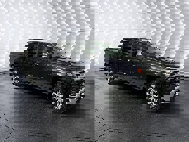 Used 2023 Chevrolet Silverado 1500 LT image 1