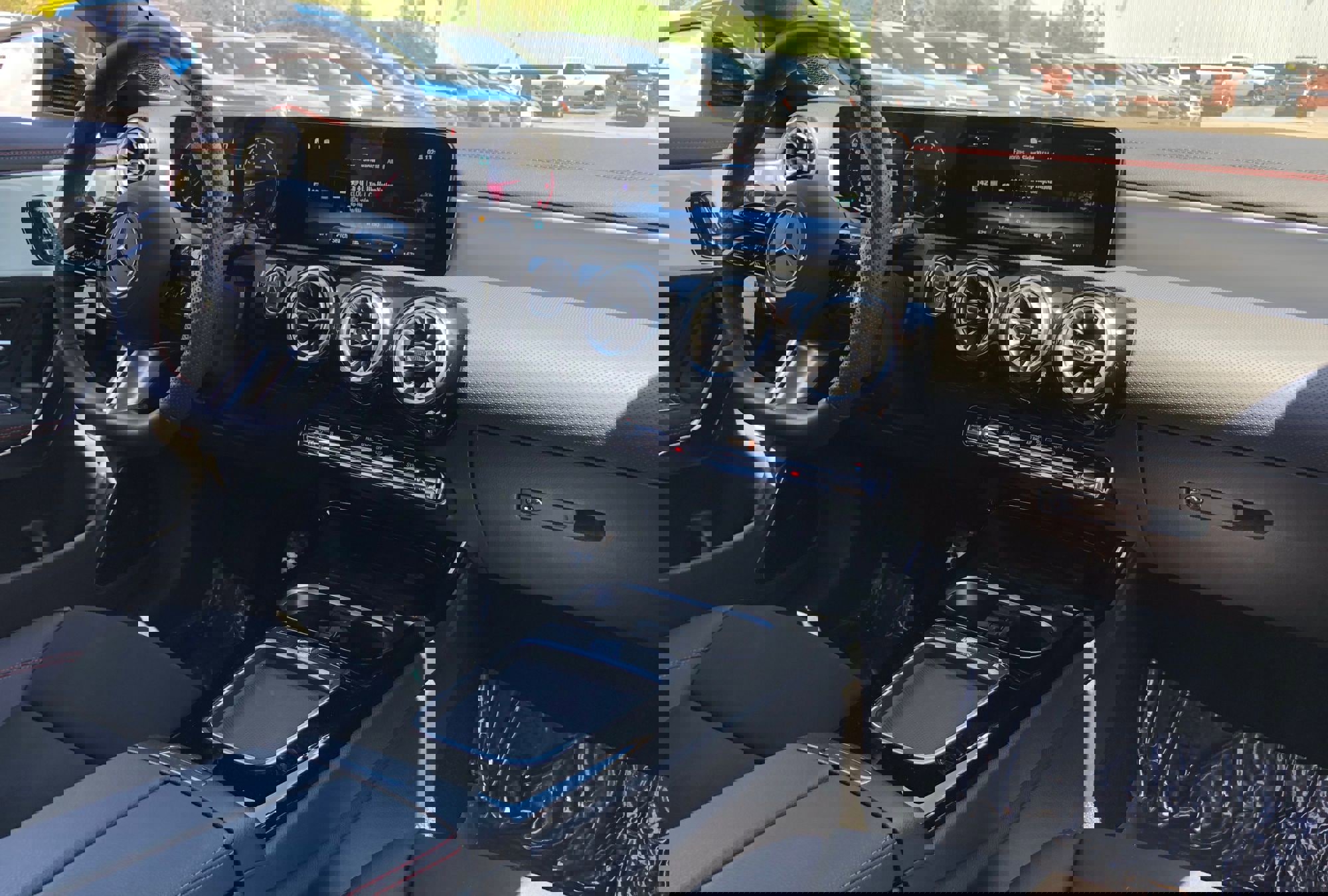 New 2025 Mercedes-Benz CLA 250 4MATIC image 17