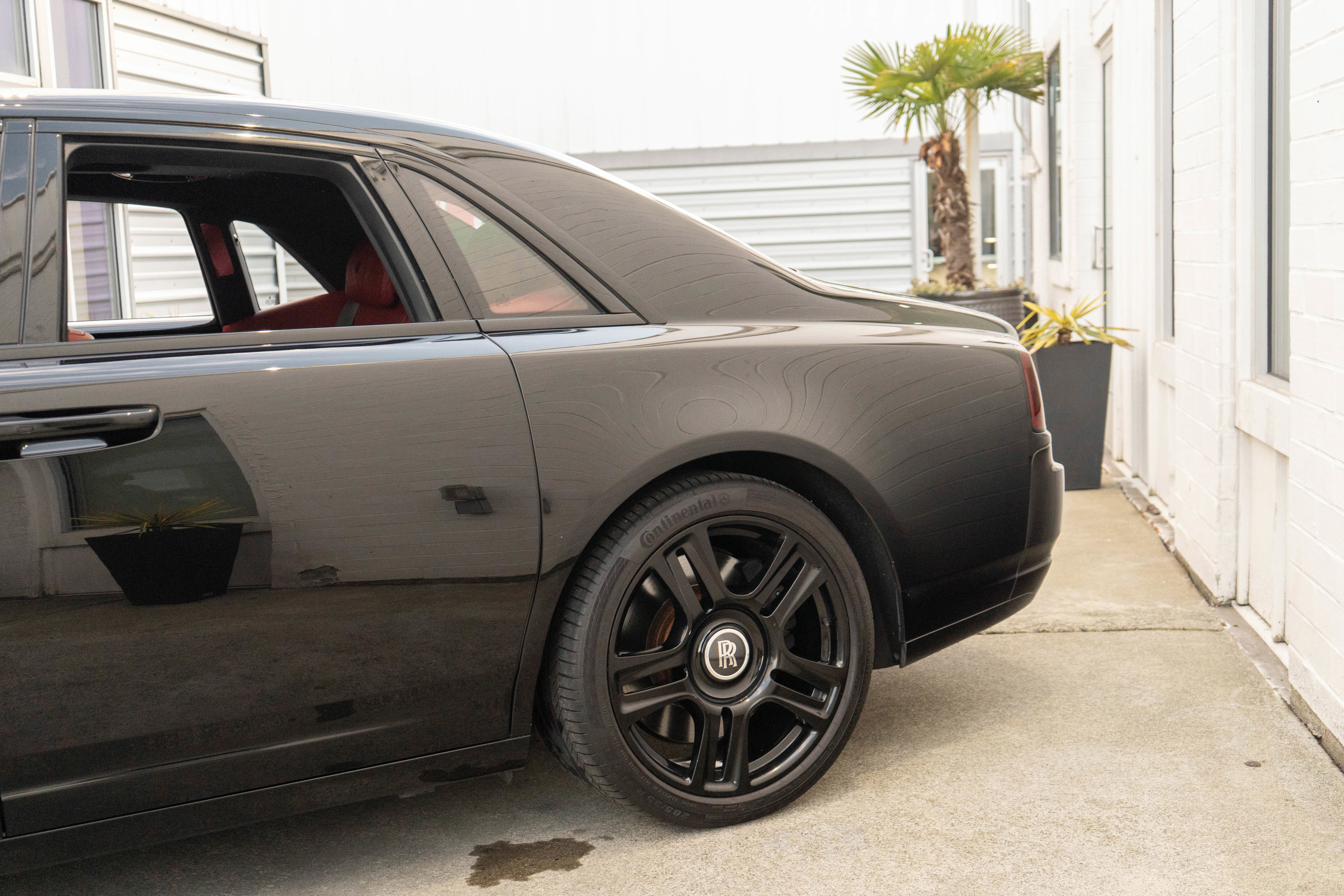 Used 2016 Rolls-Royce Ghost image 5