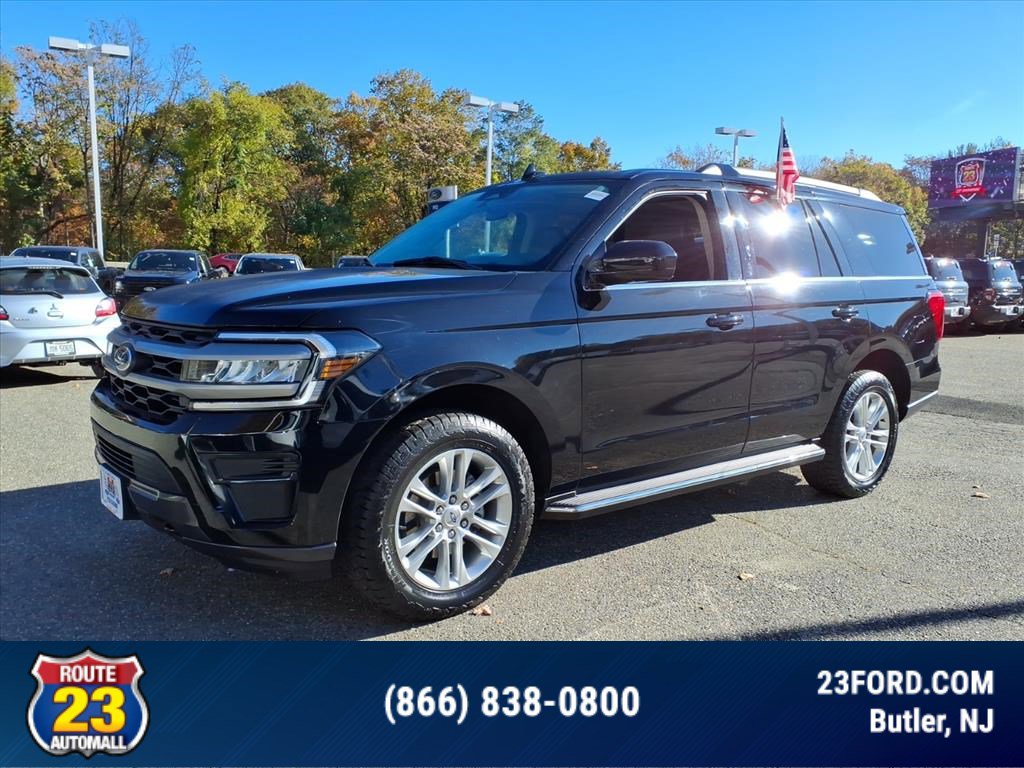 Certified 2022 Ford Expedition XLT image 4