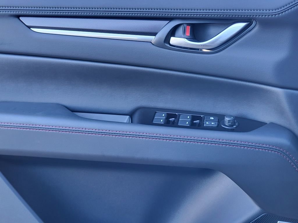 New 2025 MAZDA CX-5 Carbon Edition image 17