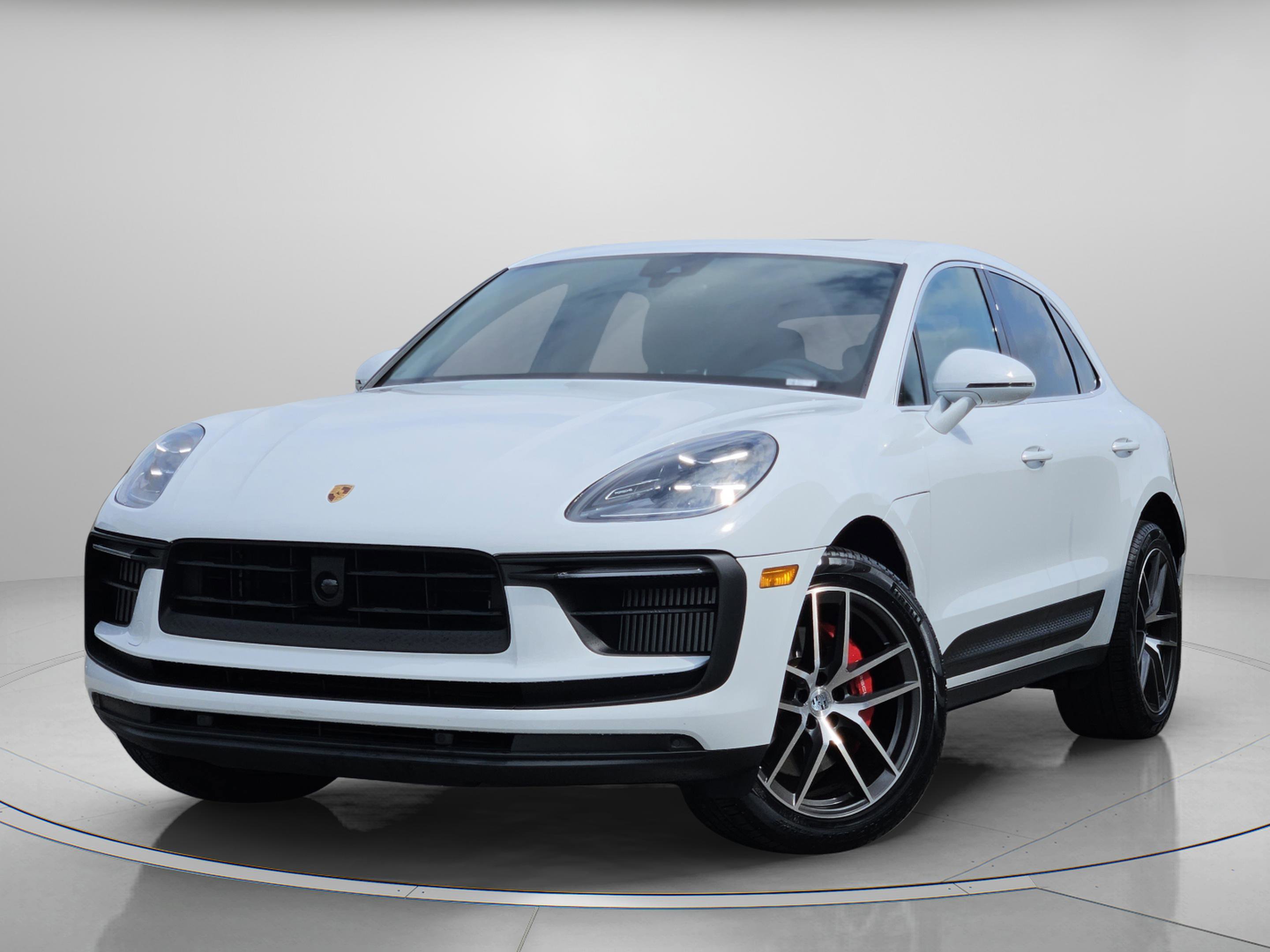 Certified 2026 Porsche Macan S image 1