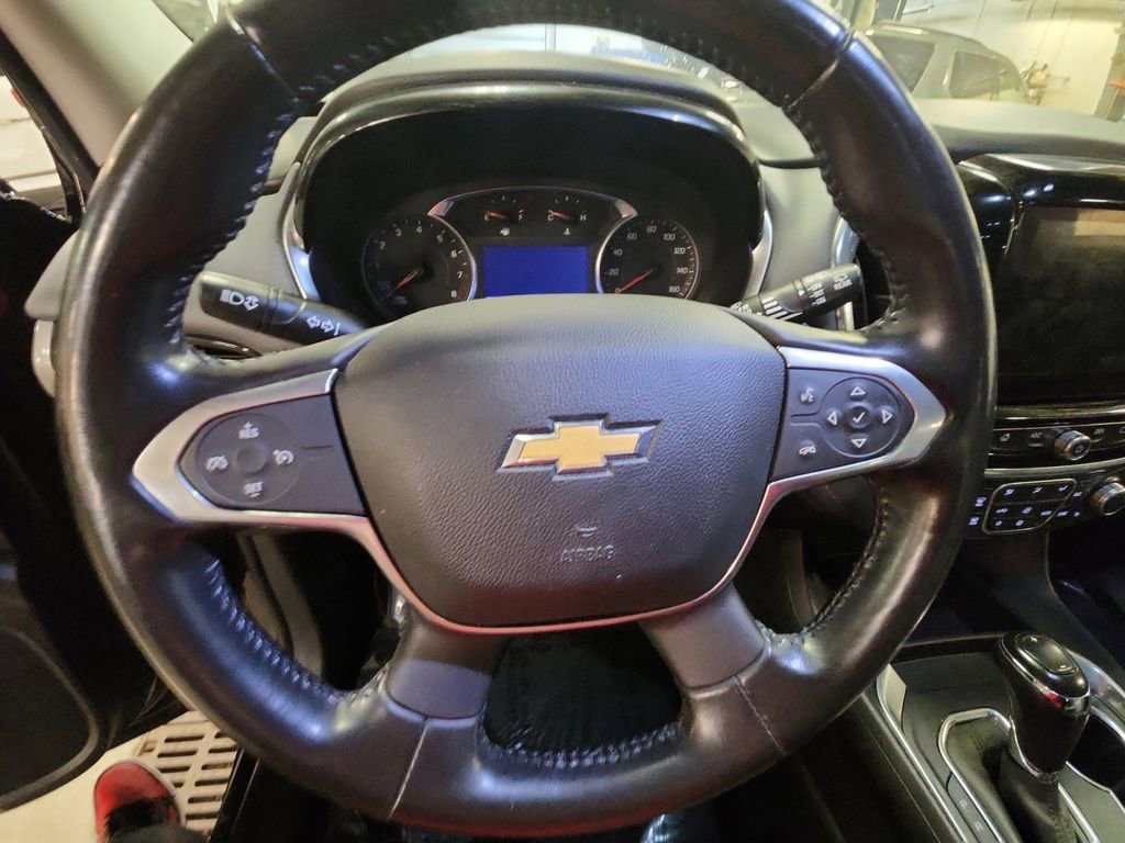 Used 2020 Chevrolet Traverse LT w/ LT Premium Package image 15